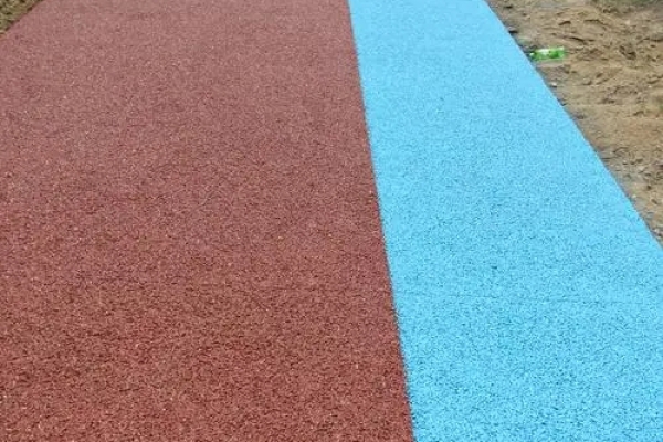 纳米氧化硅在混凝土中的应用：提升抗压强度 30%，解决开裂问题