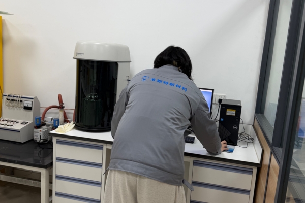 纳米氢氧化锆催化应用
